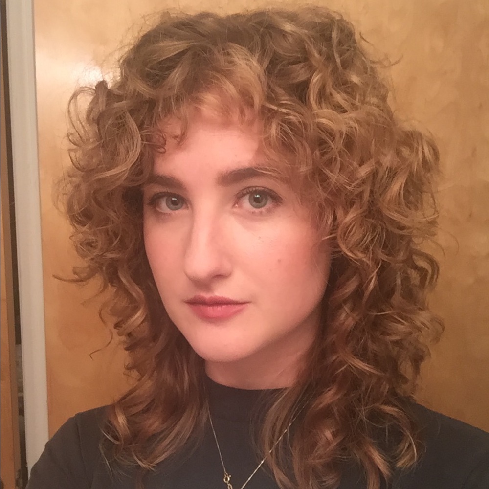 Meet your Posher, Emily